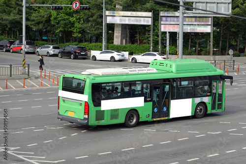 Bus on the road in Seoul, Bus billboards 