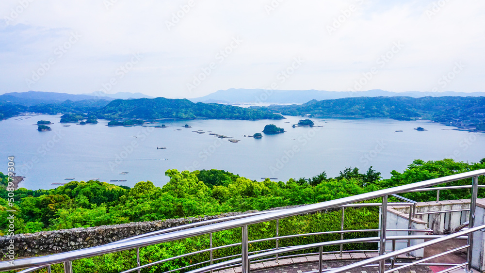 Obraz premium 唐津市肥前町のいろは島