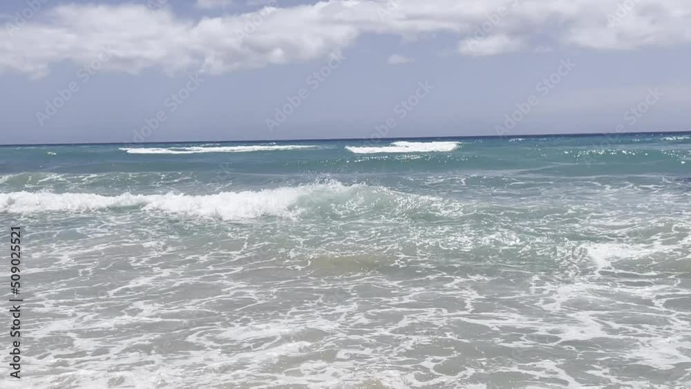 Passatwinde sorgen für große Wellen am Strand auf Fuerteventura. Passatwinde sorgen für große Wellen am Strand auf Fuerteventura.