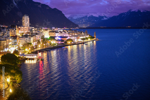 Panoramaansicht Montreux-Schweiz photo