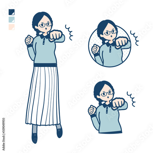 眼鏡をかけた女性が正面にパンチしているイラスト