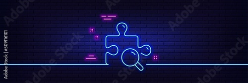 Neon light glow effect. Search puzzle line icon. Jigsaw piece sign. Find solution symbol. 3d line neon glow icon. Brick wall banner. Search puzzle outline. Vector