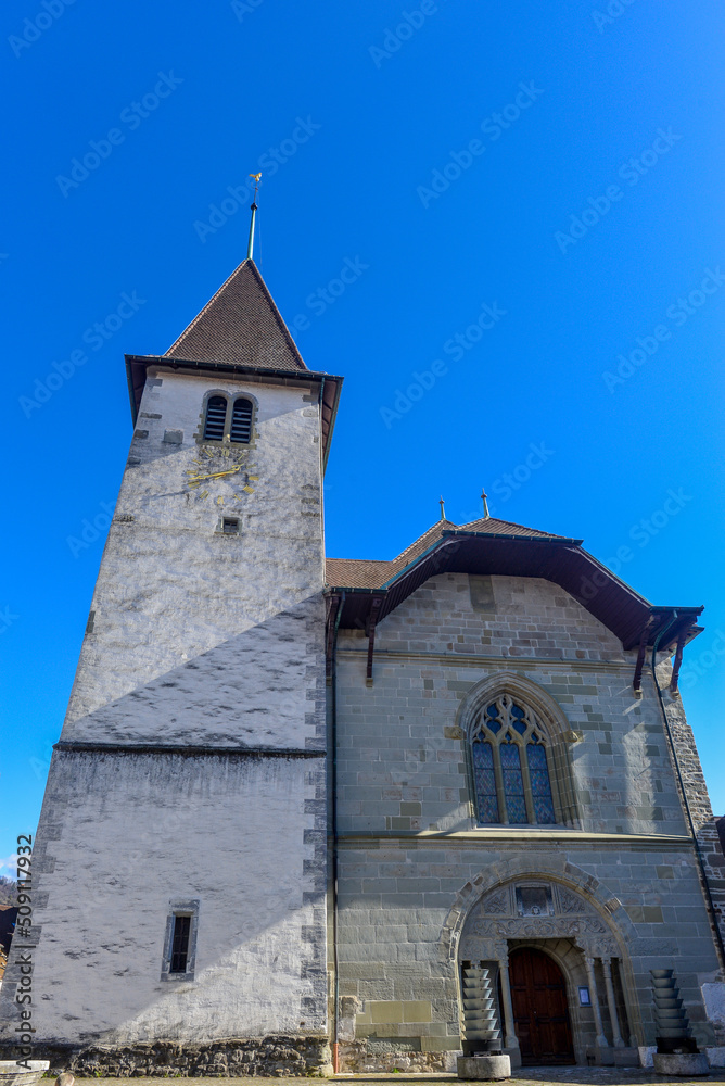 Reformierte Kirche Saint-Martin in Lutry, Distrikt Lavaux-Oron des Kantons Waadt / Schweiz Reformierte Kirche Saint-Martin in Lutry, Distrikt Lavaux-Oron des Kantons Waadt / Schweiz