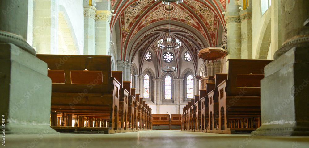 Innenansicht der reformierten Kirche Saint-Martin in Lutry, Distrikt Lavaux-Oron des Kantons Waadt / Schweiz