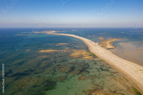 Vue aerienne du Sillon de Talbert au nord des côtes d'armor photo