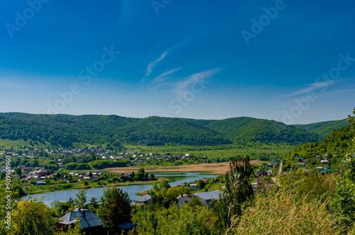 Tourist gem - Shiryaevo village in a picturesque forest and mountain range Zhigulevsky State Reserve, located in the National Park 