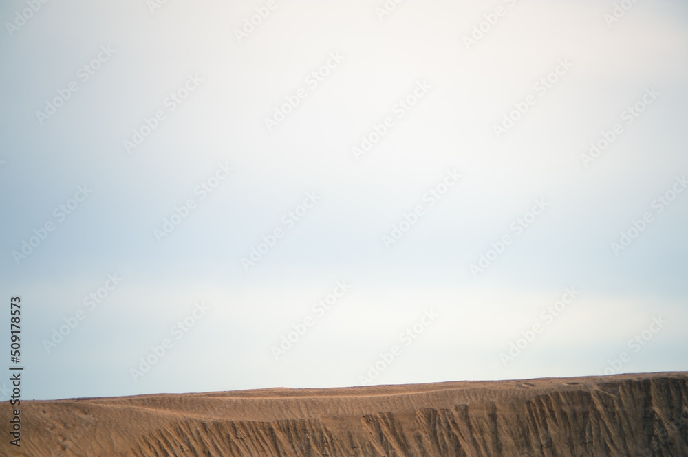 Obraz premium Desert with open sky and copy space