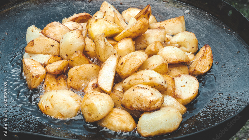 Fried potatoes at home, potatoes fried in oil Fried potatoes at home, potatoes fried in oil
