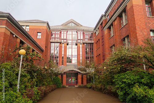 Willamette Hall, University of Oregon 