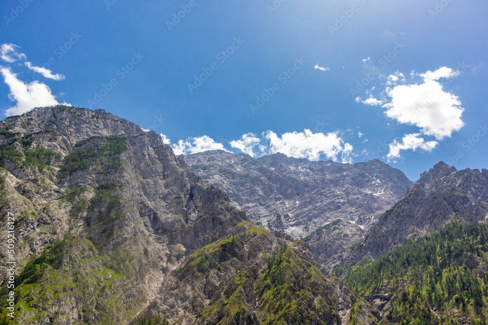 Obraz premium Schöne Erkundungstour entlang des Berchtesgadener Voralpenlandes - Wimbachtal - Bayern - Deutschland