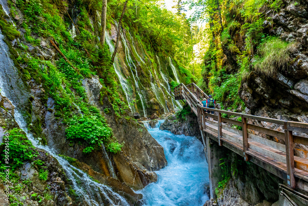Schöne Erkundungstour entlang des Berchtesgadener Voralpenlandes - Wimbachtal - Bayern - Deutschland Schöne Erkundungstour entlang des Berchtesgadener Voralpenlandes - Wimbachtal - Bayern - Deutschland