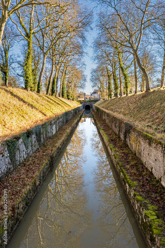 Burgundy canal