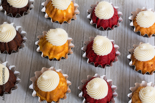 Mini Bundt Cakes with Cream Cheese Icing