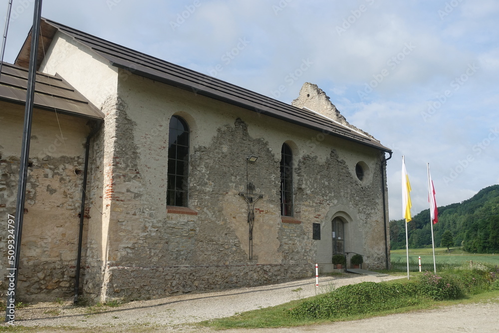 Fototapeta premium Ruinenkirche Spindeltal, 91804 Mörnsheim