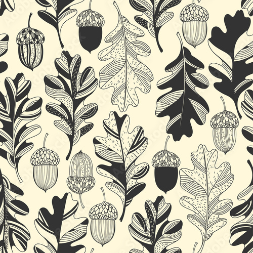 Seamless pattern with oak leaves and acorns. Hand-drawn vector illustration. Floral art background. Perfect for design templates, wallpaper, wrapping, fabric and textile.