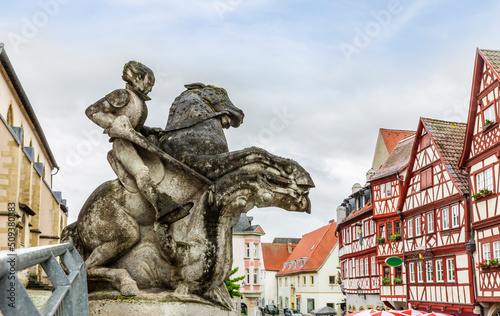 Denkmal des Drachentöters Heiliger St. Georg in Ochsenfurt