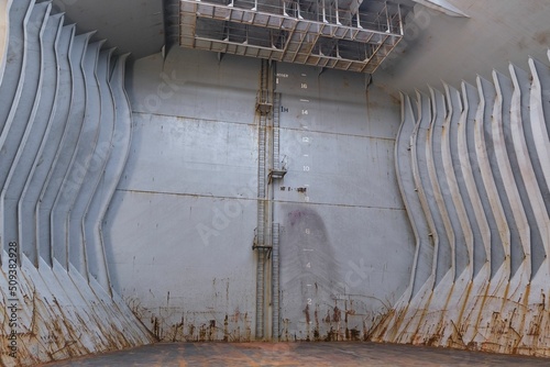 Forward bulkhead of first cargo hold of bulk carrier