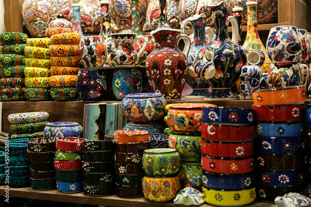 Turkish ceramics at Grand Bazaar, Istanbul, Turkey