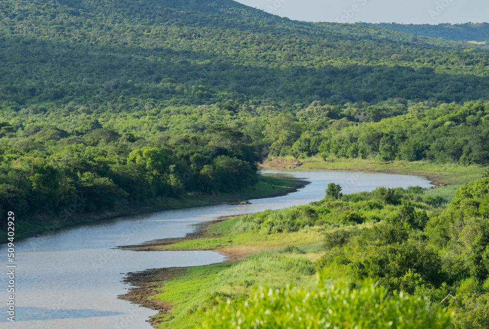 Hluhluwe iMfolozi Fluss zum Hluhluwe Dam im Naturreservat Hluhluwe Nationalpark Südafrika