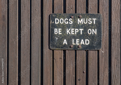 Keep dogs on lead
