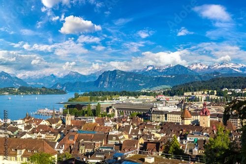 Panoramic view of Lucerne © Sergii Figurnyi