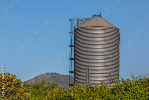 Agricultural silo for animal feed livestock