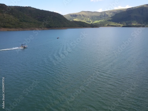 lake and mountains © Cintia