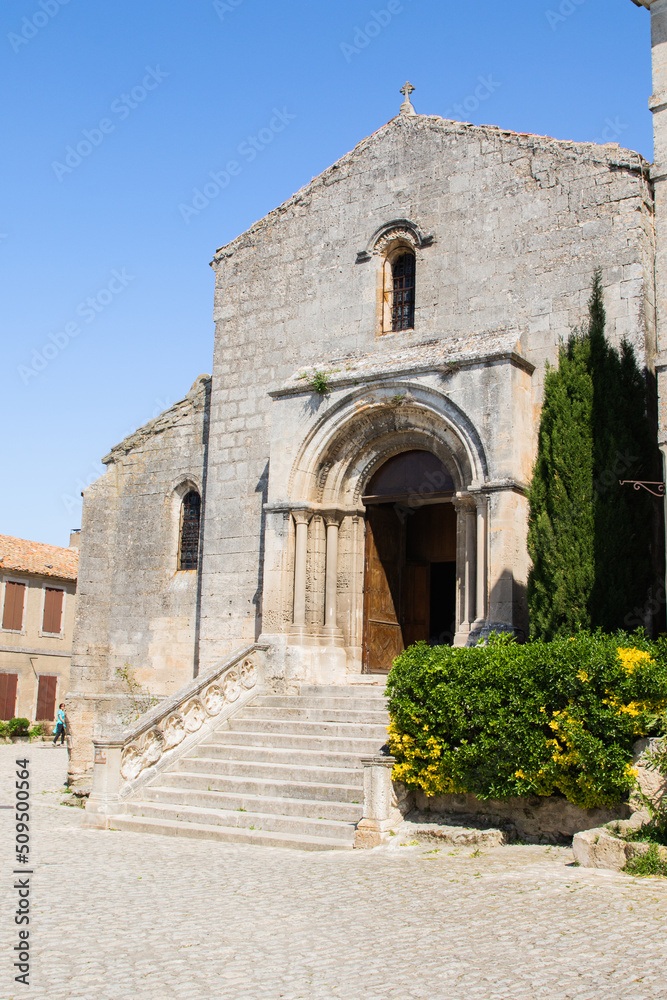 French roman ruin church