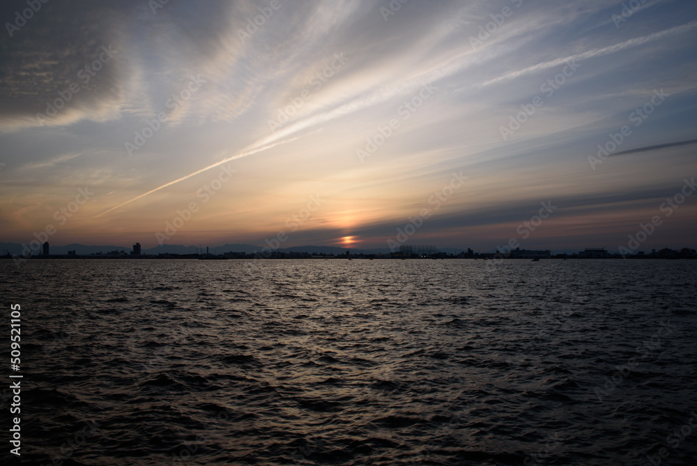 名古屋港の夕日