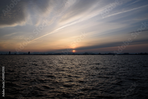 名古屋港の夕日
