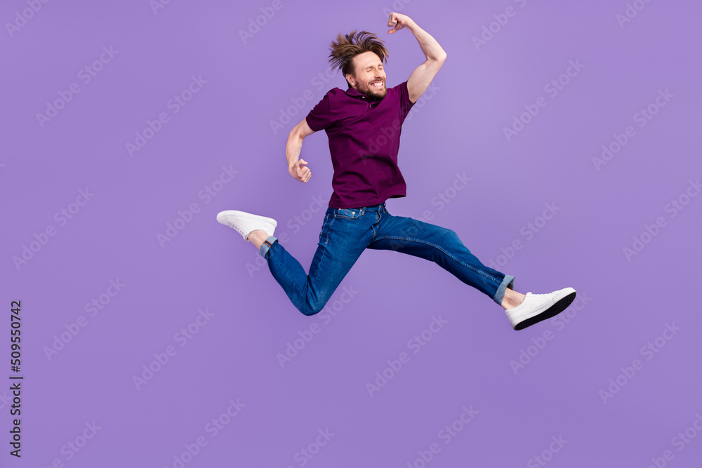 Full body profile side photo of young man runner active rush discount isolated over violet color background