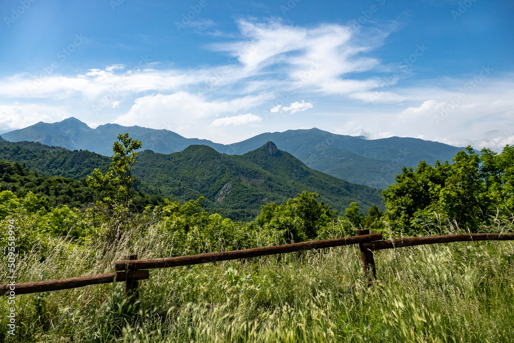 Fototapeta premium Passo San Giacomo - Impianto Eolico (Liguria)