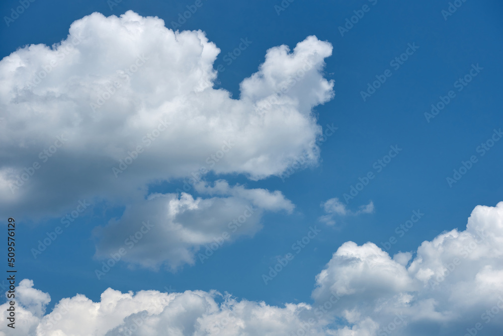 Obraz premium blue sky with clouds