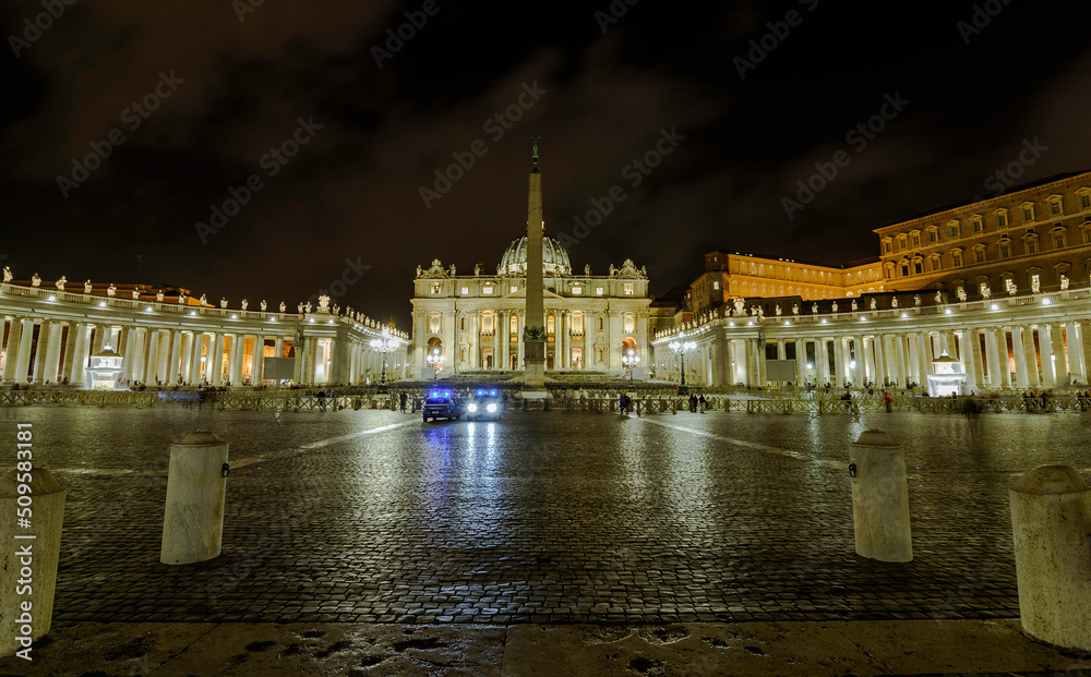 Long exposure photography in Saint Peter's Square, it is the famous square located in front of the Basilica of Saint Peter in Rome.