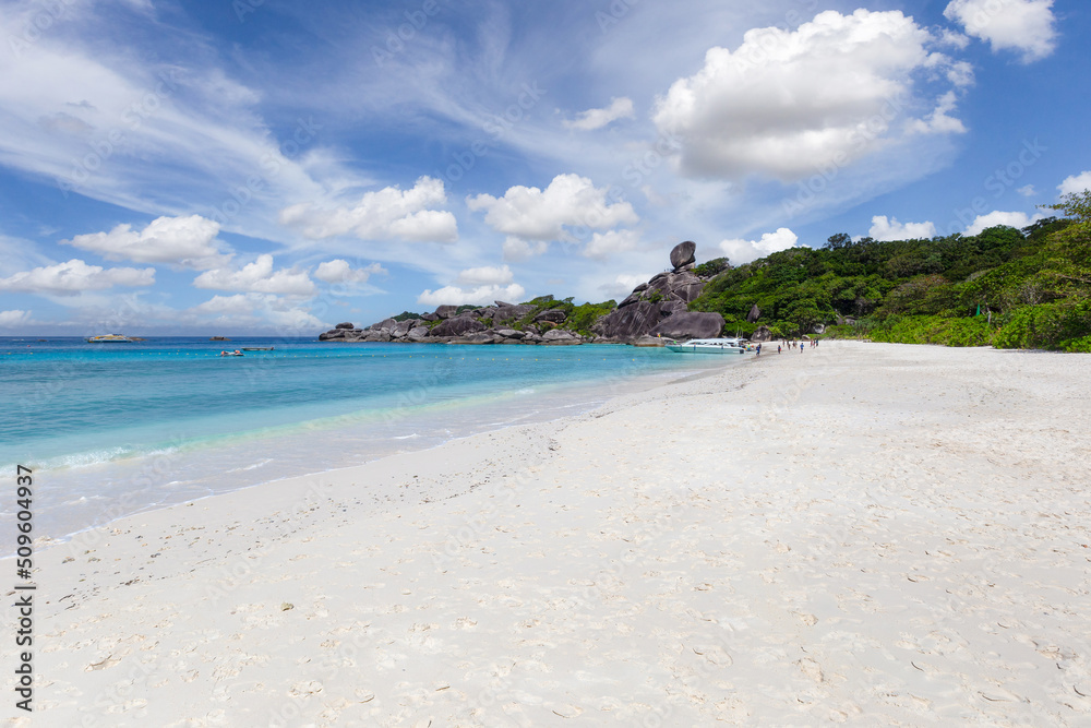 Fototapeta premium Beautiful nature of the islands in the Andaman Sea at Similan Islands, Mu Ko Similan National Park, Phang-Nga, Thailand