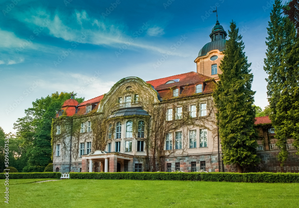 Pałac Łężany  - Mazury