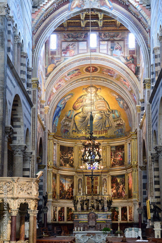 Altar de la catedral de Pisa
