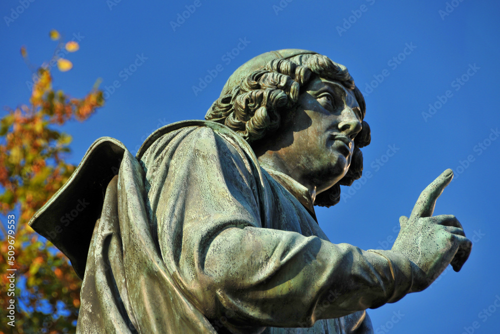 Fototapeta premium Statue of copernicus, Torun, Kuyavian-Pomeranian Voivodeship, Poland