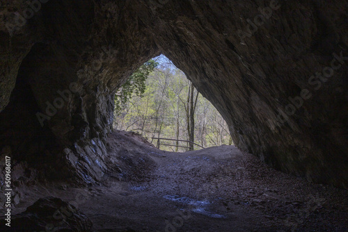 Höhle in Bükk gebirge in ungarn