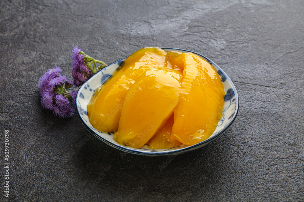 Sweet canned tropical fruit mango Sweet canned tropical fruit mango