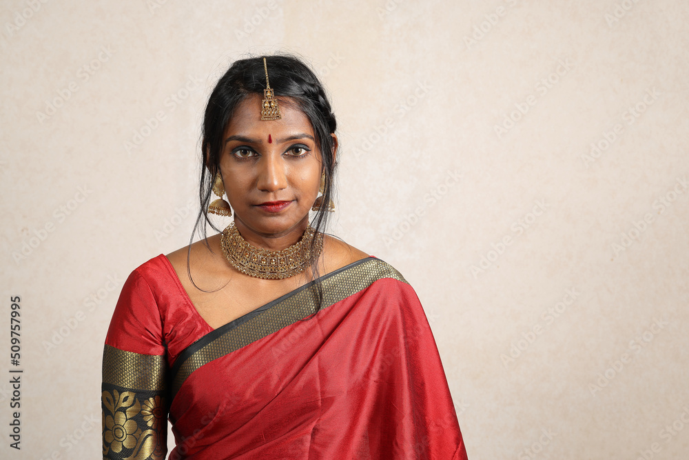 Set saree ornaments best sale