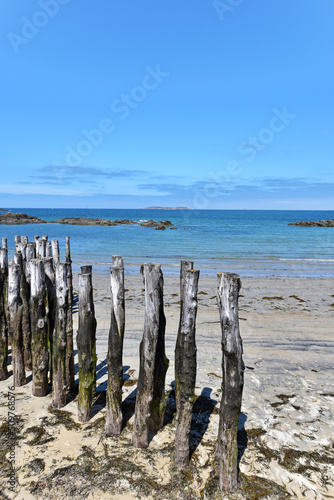 Frankreich - Bretagne - Saint-Malo - Strand - Wellenbrecher