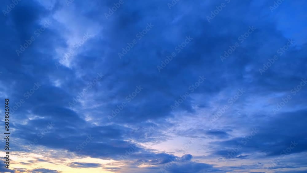 4K UHD : Timelapse of beautiful sky with clouds background, sky with clouds and sun. cloud time lapse nature background. Summer sky
4K UHD : Timelapse of beautiful sky with clouds background, sky with clouds and sun. cloud time lapse nature background. Summer sky