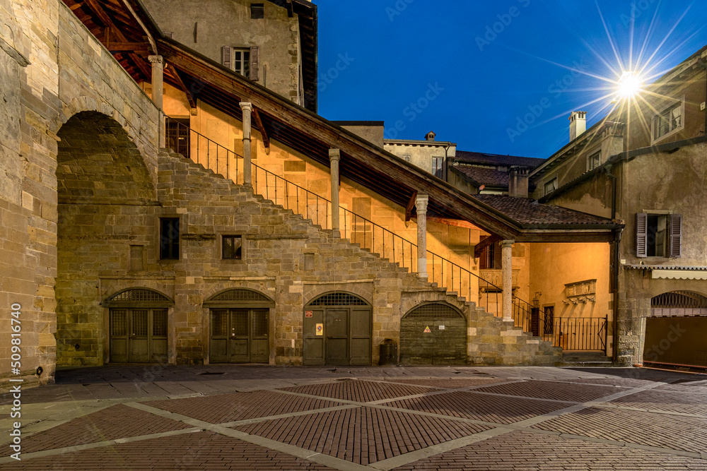 Bergamo Alta di notte