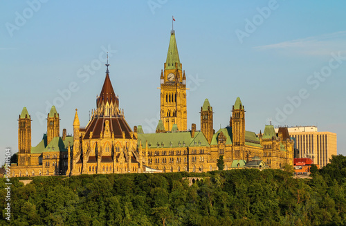 the traditional architecture of parliament in Canada