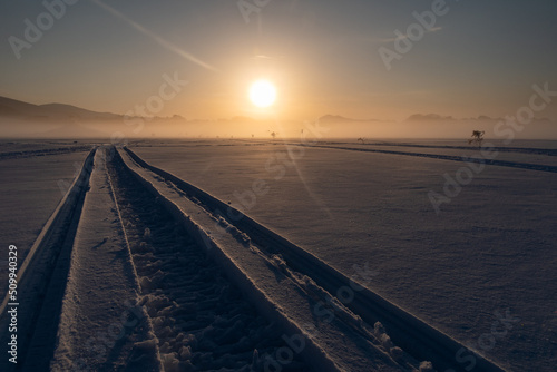 雪景色と光芒 © Snoopy walk
