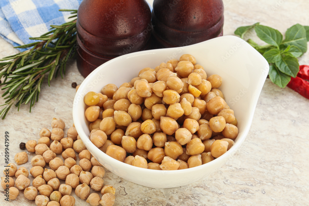 Boiled chickpea in the bowl Boiled chickpea in the bowl