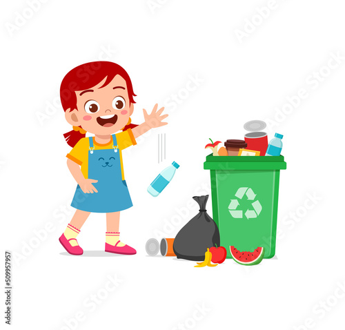 little kid with bad behavior do littering