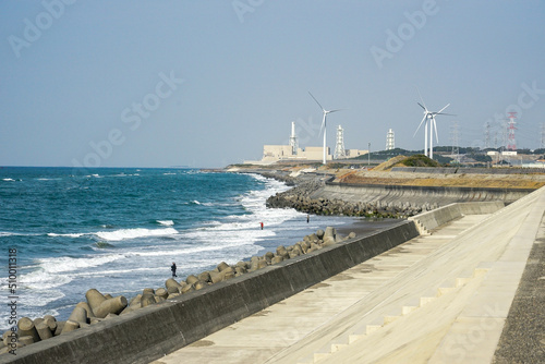 浜岡原子力発電所と御前崎風力発電所のエネルギーミックス（静岡県御前崎市）