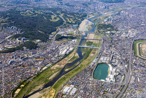 多摩川ボートレース場上空から是政橋方向を空撮 photo